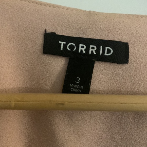 Very stylish blazer *TORRID* - Picture 2 of 4